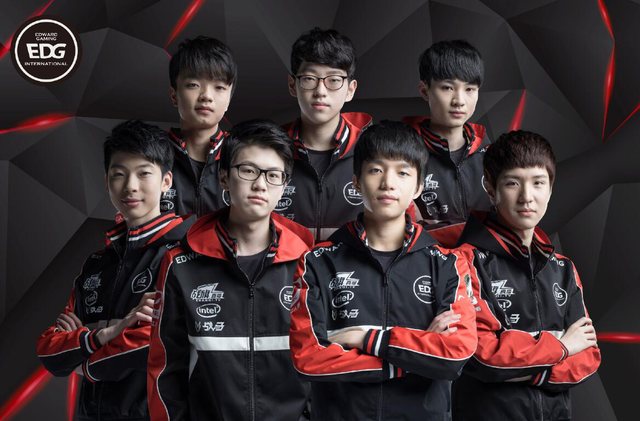 将在决赛中 将在决赛中