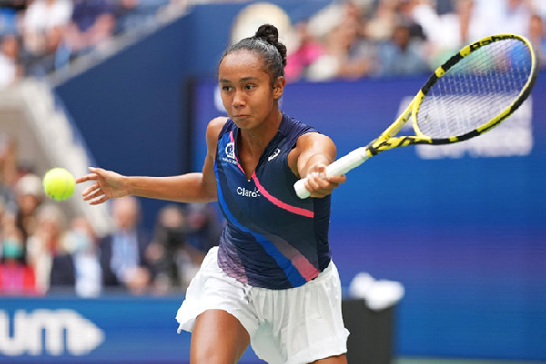 挥了关键作 挥了关键作