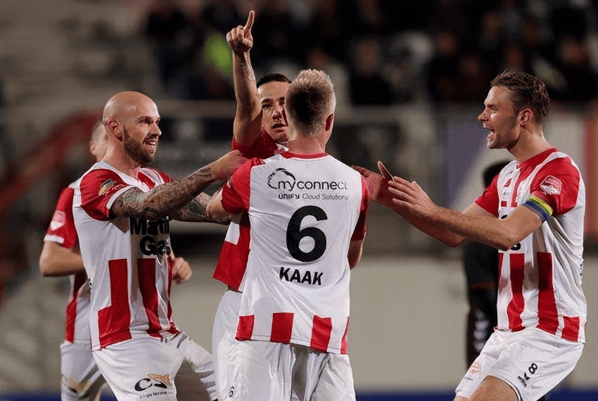 俱乐部与球 俱乐部与球